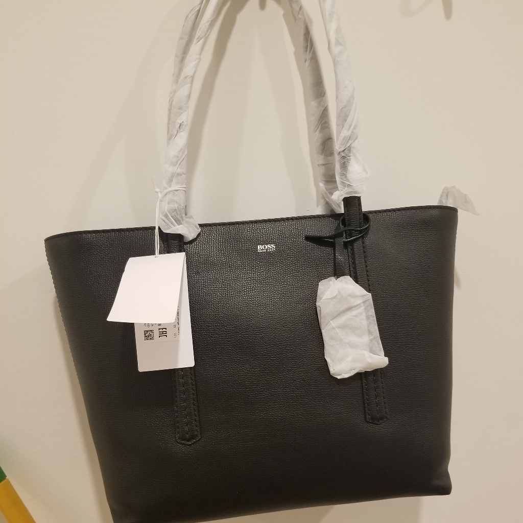 Brand New Authentic Boss Leather Shopper Nwt